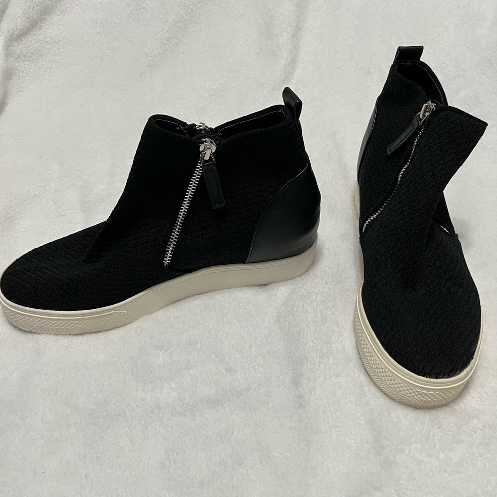 Steve Madden Wedge Tennis Shoes size 8 and 1/2